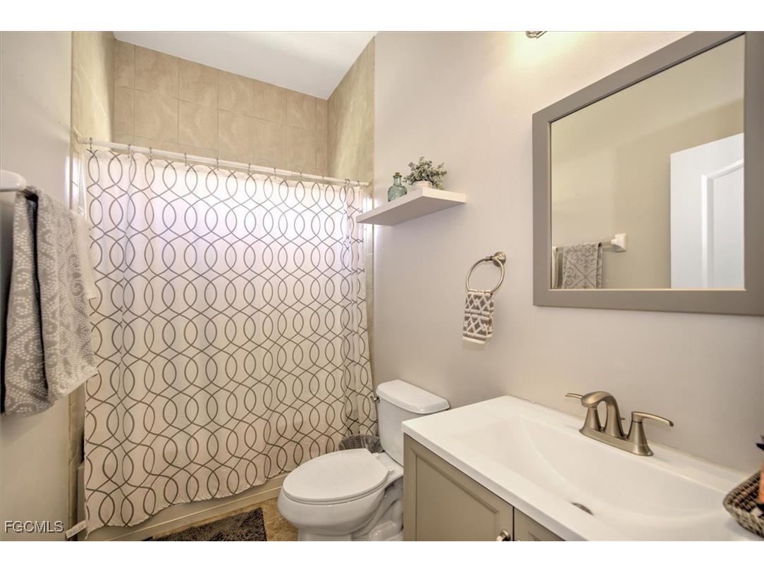 3034 Via San Marco Court Fort Myers FL 33905 2025017812 image19