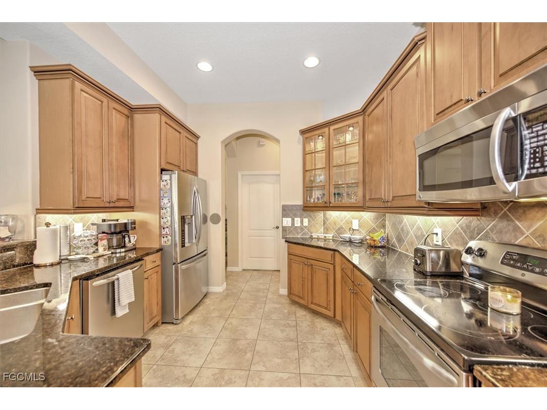 3034 Via San Marco Court Fort Myers FL 33905 2025017812 image9