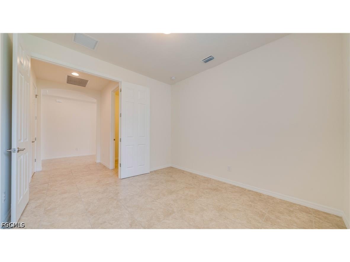 3036 Sunset Pointe Circle Cape Coral FL 33914 2026024936 image7
