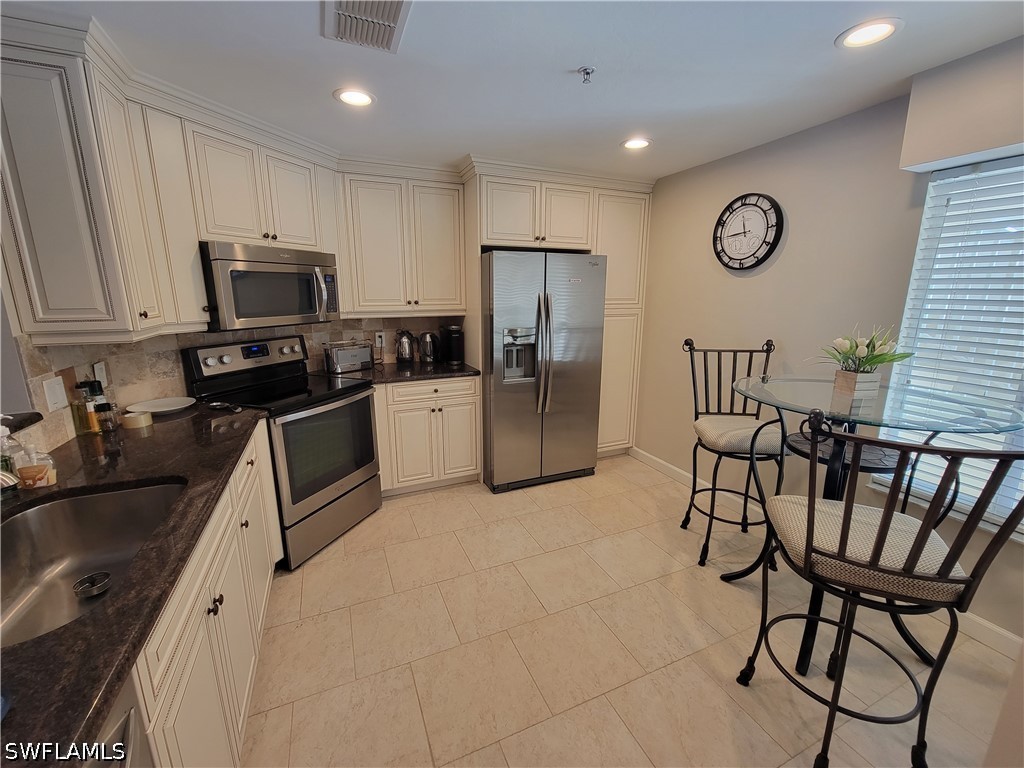 3037 Driftwood Way #3505 Naples FL 34109 226013150 image7