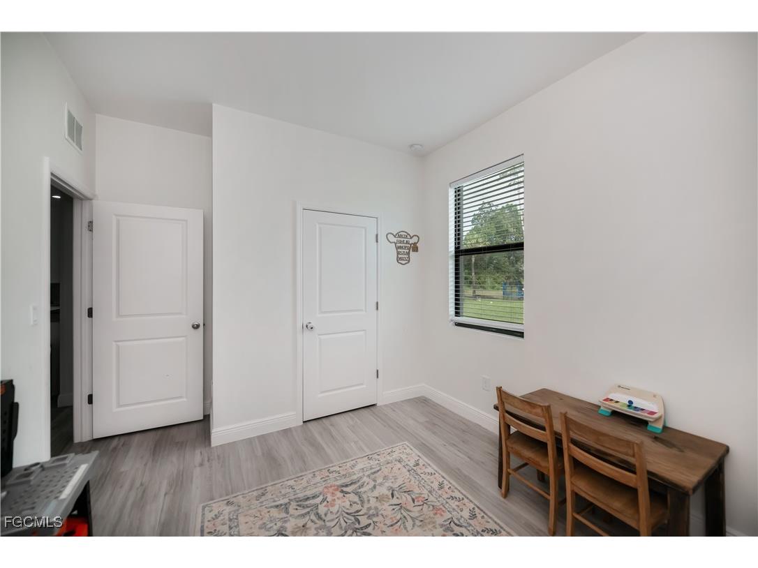 3037 Harvard Circle Labelle FL 33935 2025008470 image25