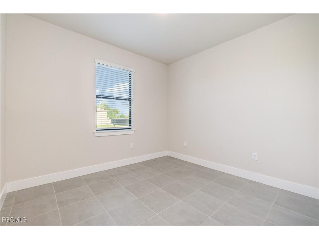3039 NW 2nd Place Cape Coral FL 33993 2025025012 image12