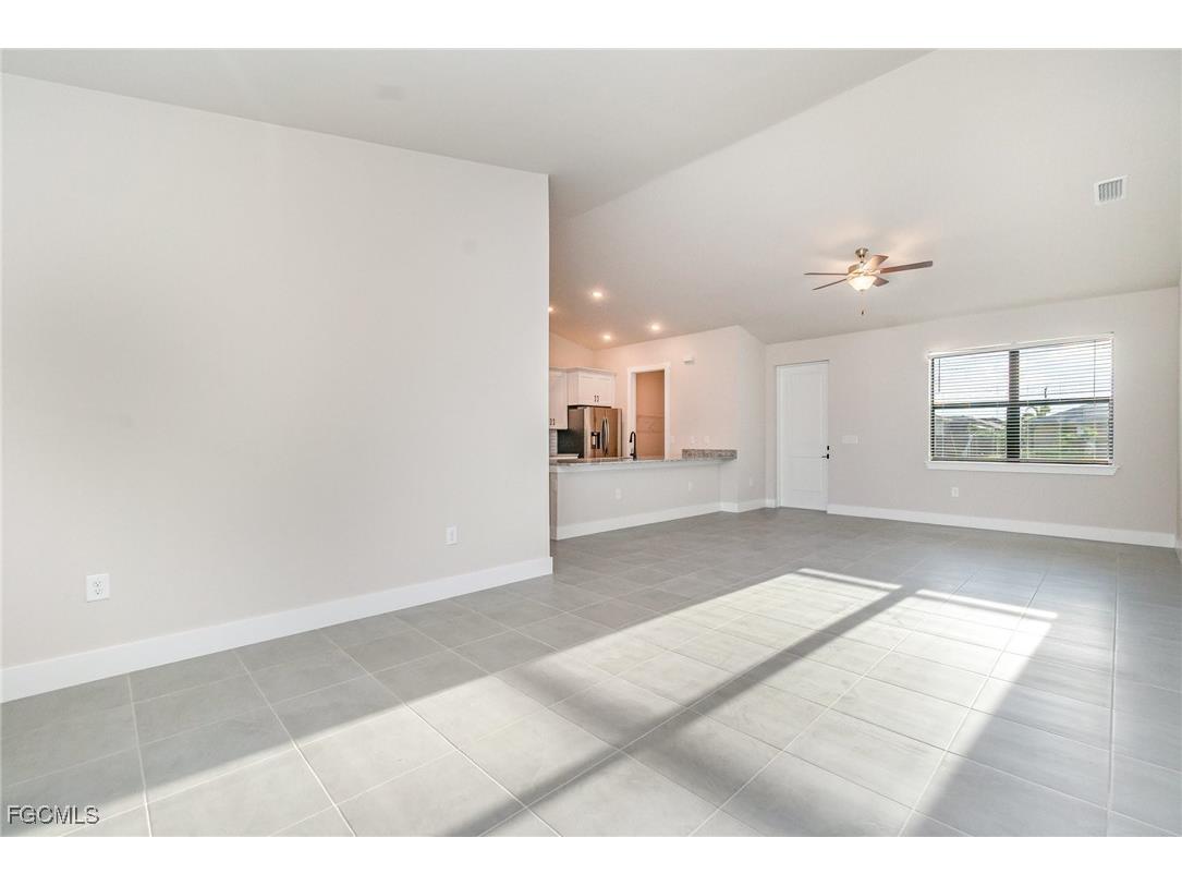 3039 NW 2nd Place Cape Coral FL 33993 2025025012 image5