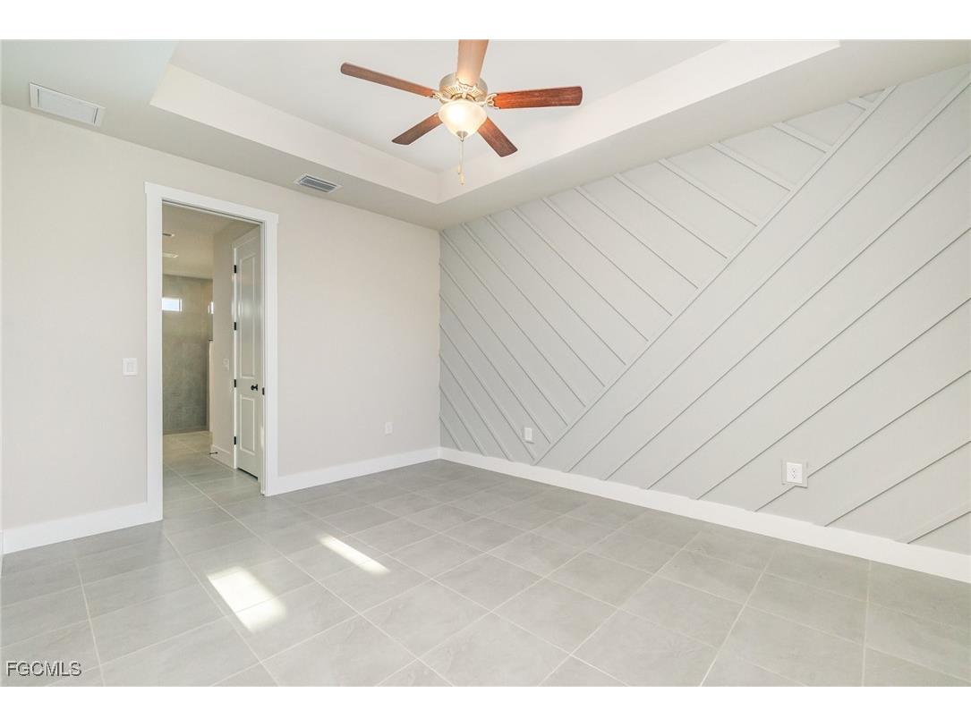 3039 NW 2nd Place Cape Coral FL 33993 2025025012 image7