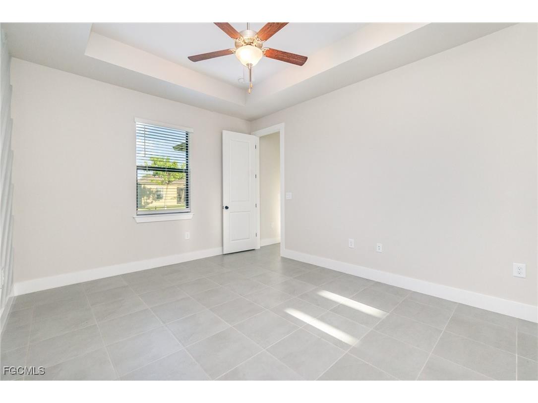 3039 NW 2nd Place Cape Coral FL 33993 2025025012 image8