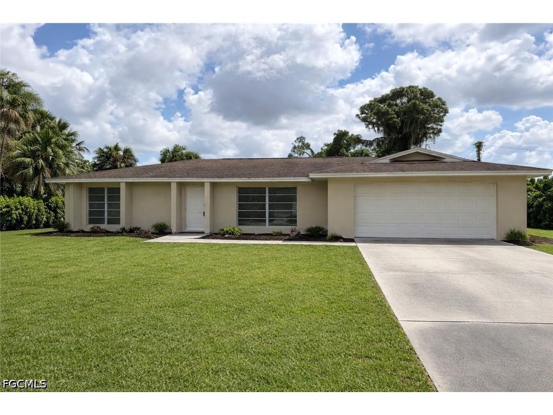304 Cleveland Avenue Lehigh Acres FL 33936 2026016014 image1