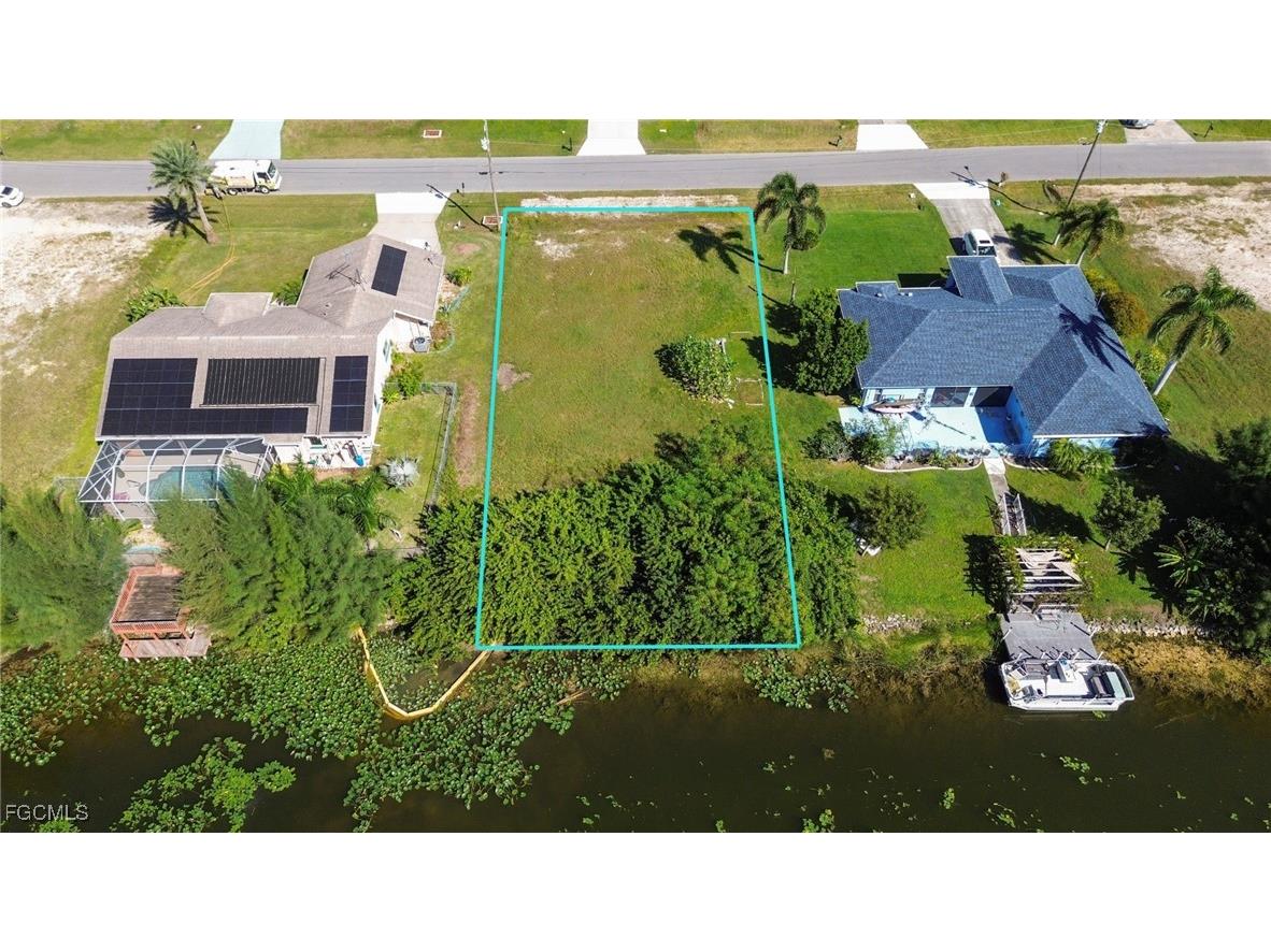 304 NE 9th Street Cape Coral FL 33909 2025015588 image1