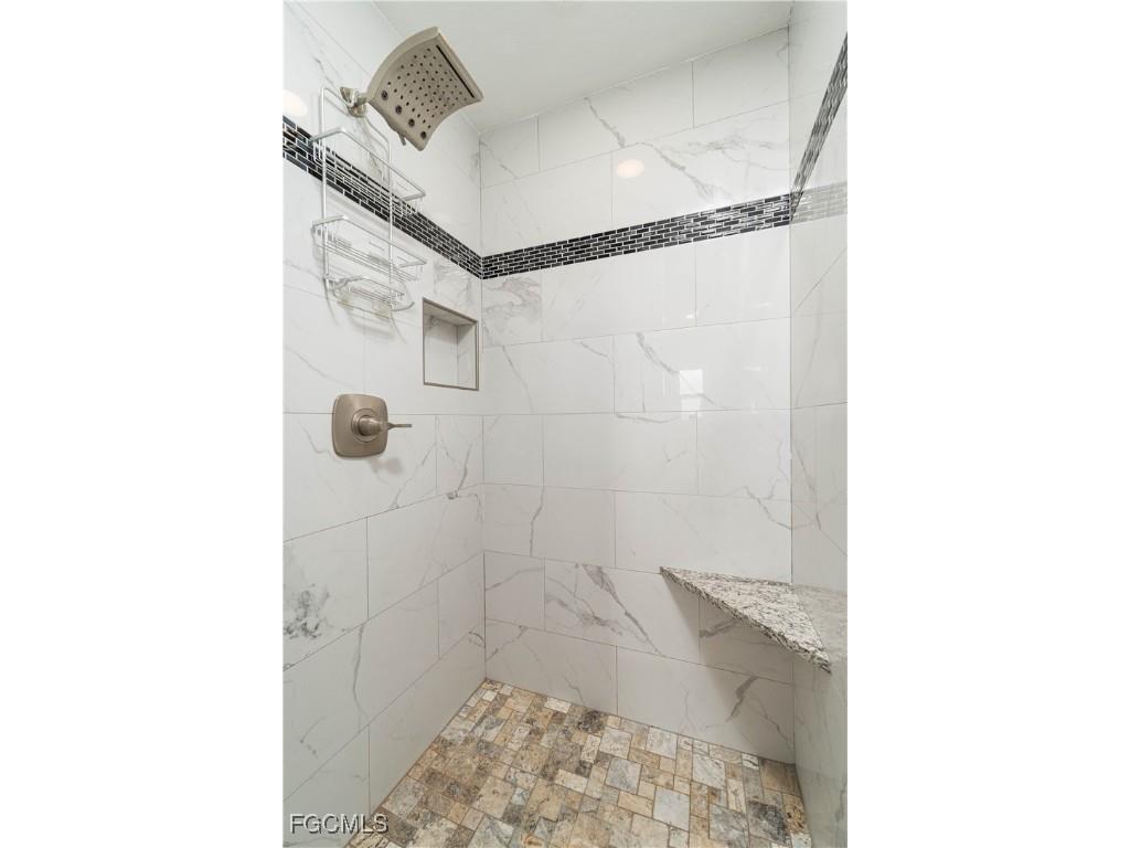 304 NW 12th Lane Cape Coral FL 33993 2025021942 image12