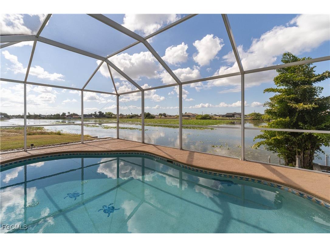 304 NW 12th Lane Cape Coral FL 33993 2025021942 image2