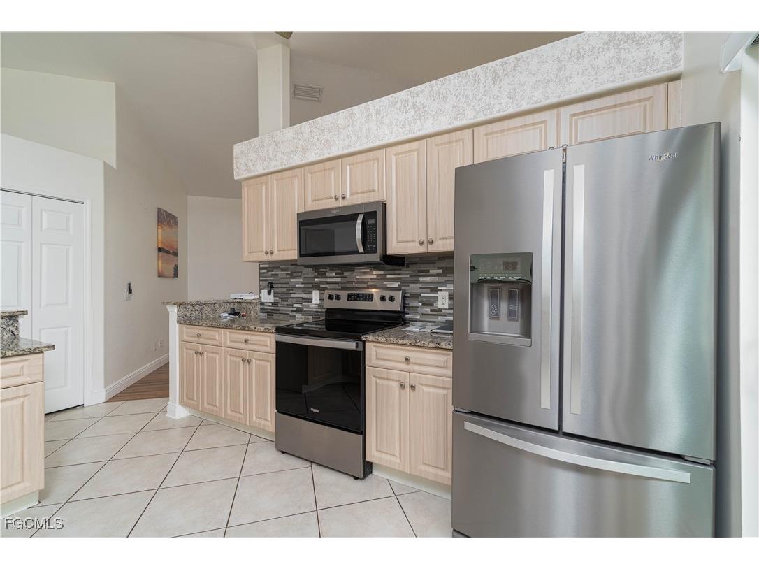 304 NW 12th Lane Cape Coral FL 33993 2025021942 image22