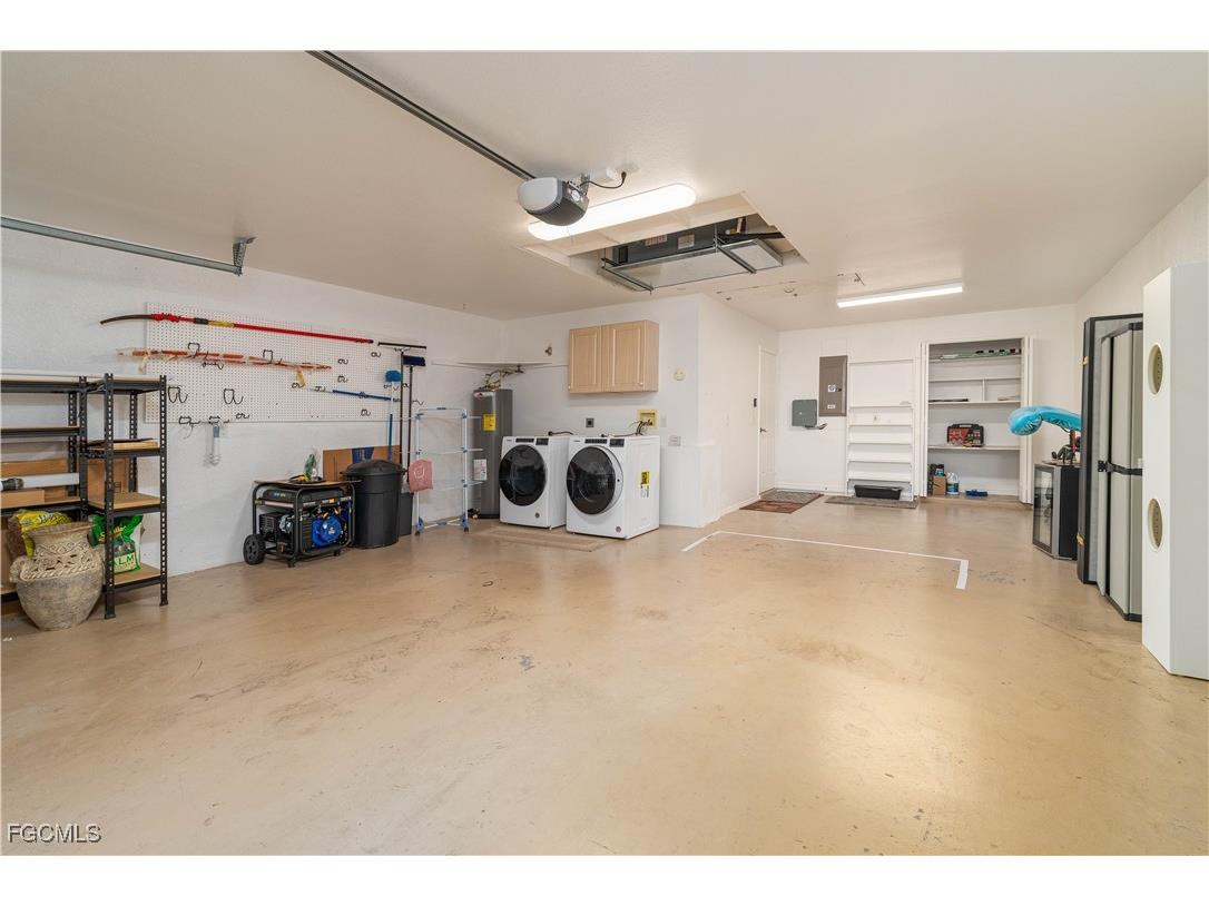 304 NW 12th Lane Cape Coral FL 33993 2025021942 image28