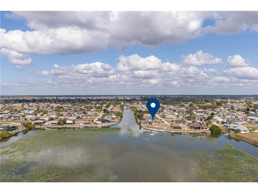 304 NW 12th Lane Cape Coral FL 33993 2025021942 image31
