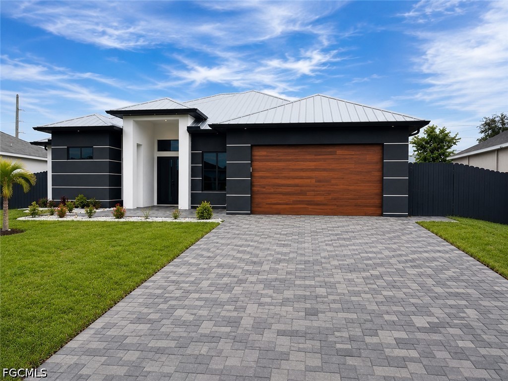 304 NW 1st Terrace Cape Coral FL 33993 2026028904 image1