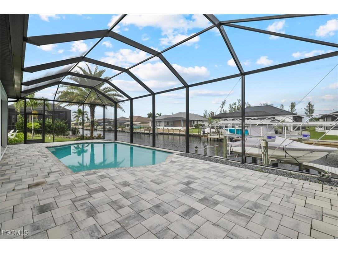 304 NW 39th Avenue Cape Coral FL 33993 2025010407 image4