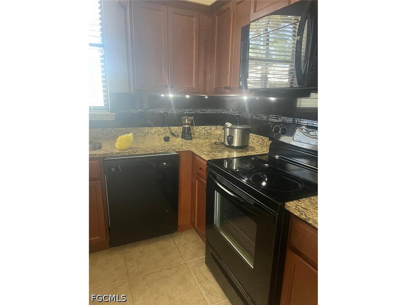 304 SW Trafalgar Parkway Cape Coral FL 33991 2026015682 image13