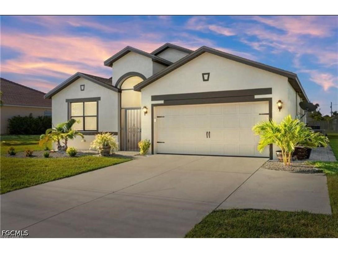 304 SW Trafalgar Parkway Cape Coral FL 33991 2026015682 image2