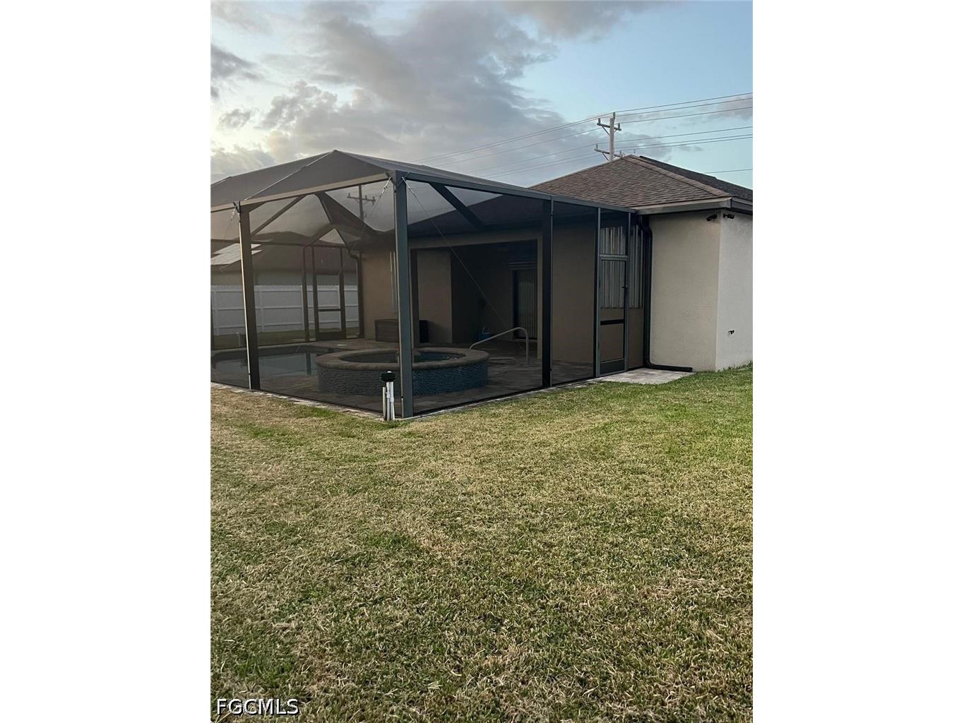 304 SW Trafalgar Parkway Cape Coral FL 33991 2026015682 image31