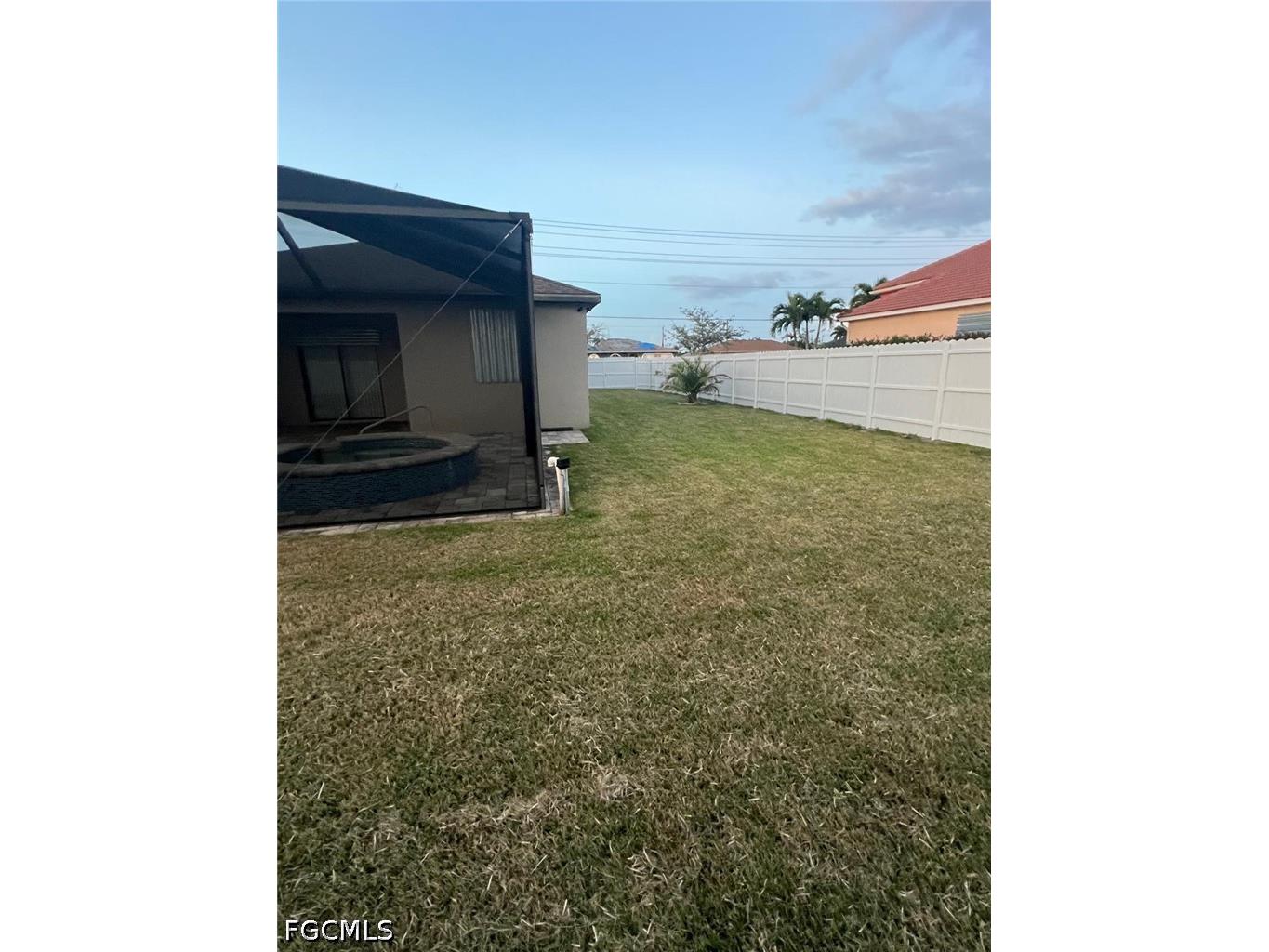 304 SW Trafalgar Parkway Cape Coral FL 33991 2026015682 image43