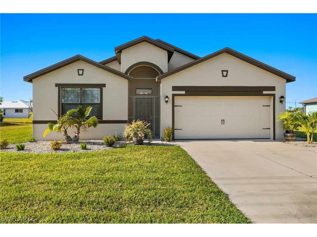 304 Trafalgar Parkway Cape Coral FL 33991 224035731 image1