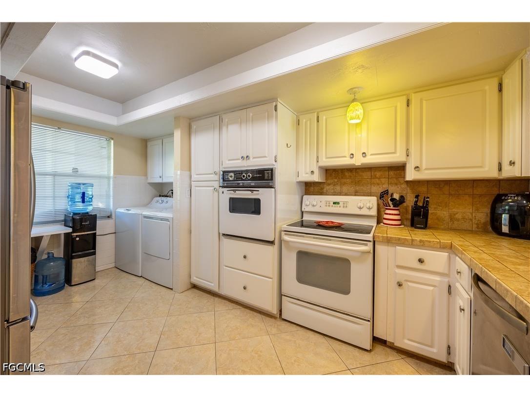 304 Tudor Drive #7 Cape Coral FL 33904 2026028003 image8