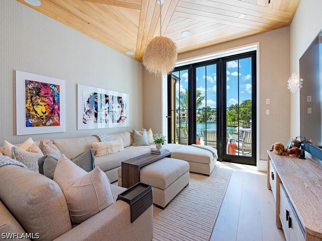 3040 Fort Charles Drive Naples FL 34102 226016469 image30