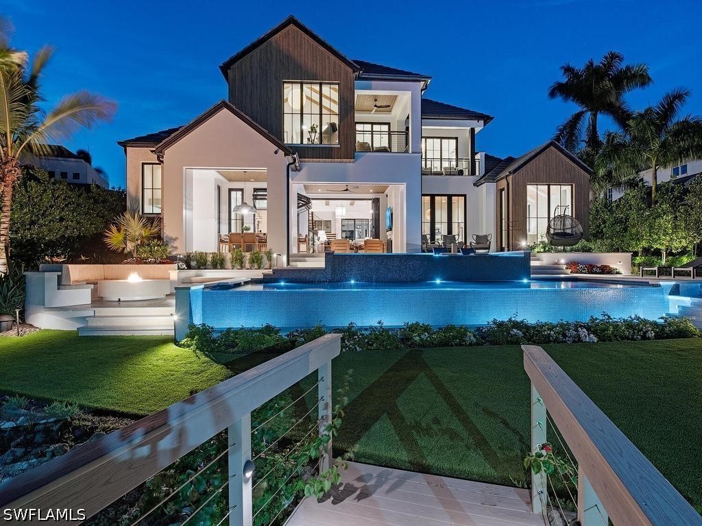 3040 Fort Charles Drive Naples FL 34102 226016469 image4