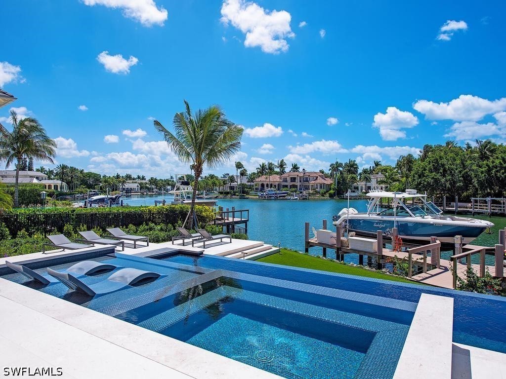 3040 Fort Charles Drive Naples FL 34102 226016469 image6