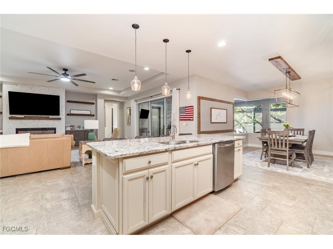 3040 Scarlet Oak Place North Fort Myers FL 33903 2025022209 image6