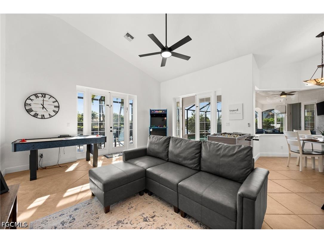 3041 SW 11th Place Cape Coral FL 33914 2026017049 image38