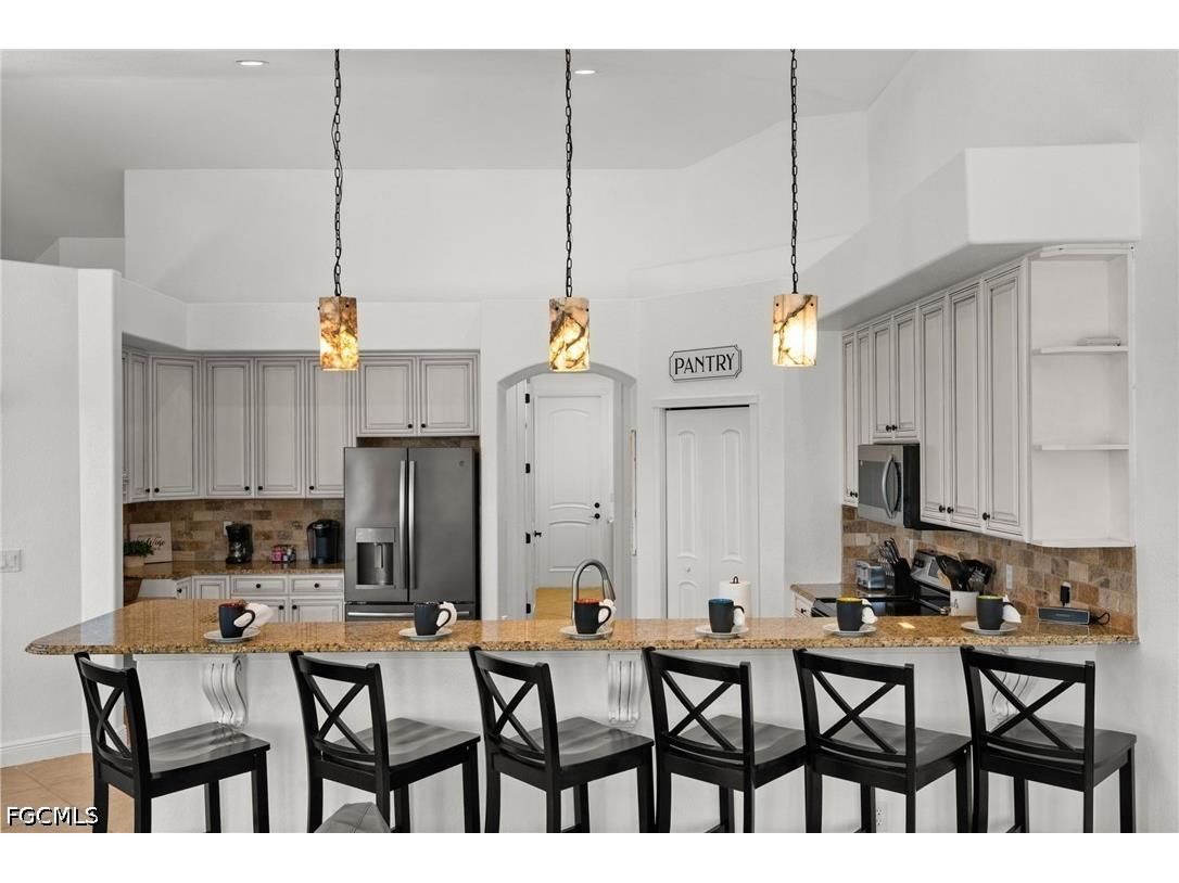 3041 SW 11th Place Cape Coral FL 33914 2026017049 image8