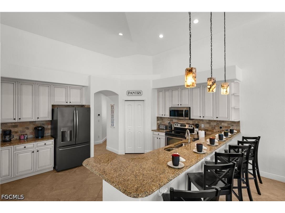 3041 SW 11th Place Cape Coral FL 33914 2026017049 image9