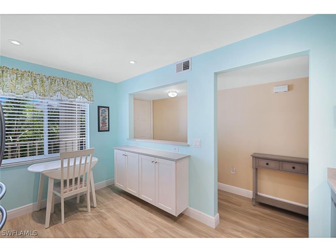 3041 Sandpiper Bay Circle #H203 Naples FL 34112 226009262 image4