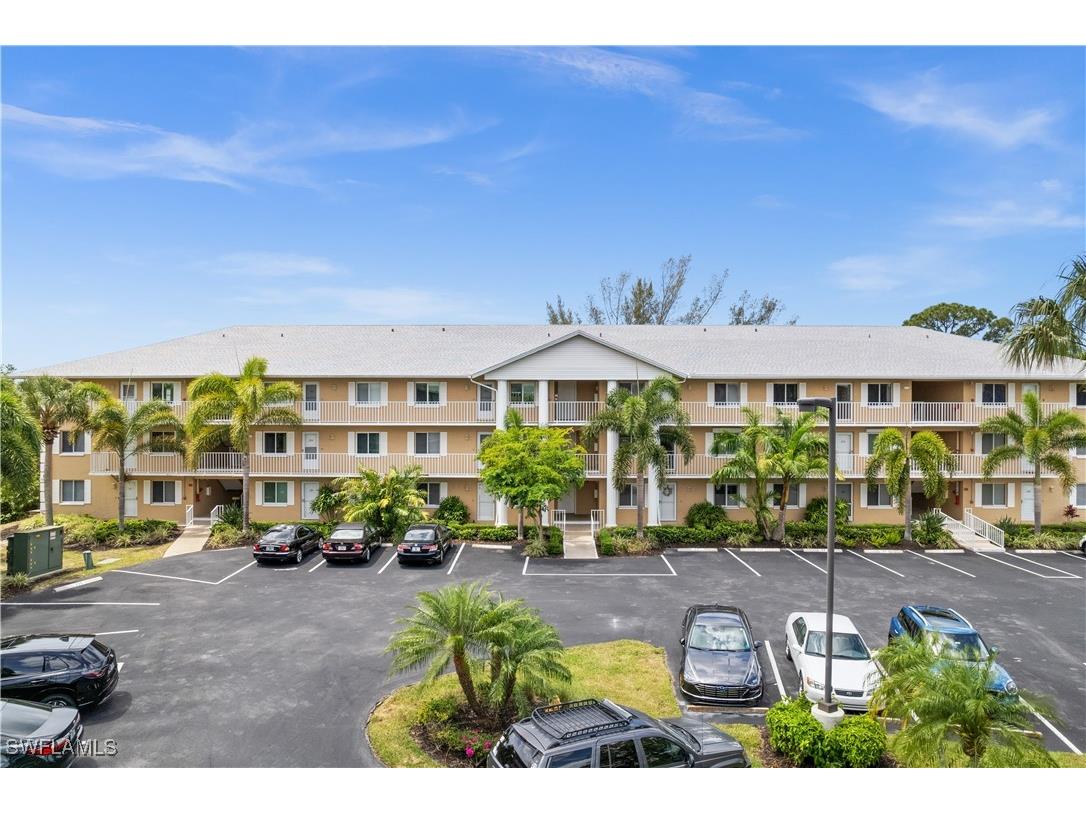 3041 Sandpiper Bay Circle #H305 Naples FL 34112 224087313 image1