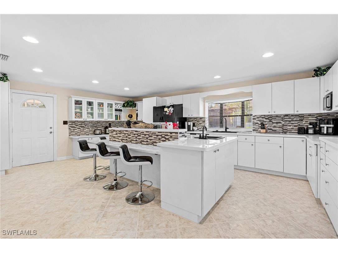 3042 Mango Street Fort Myers FL 33916 225078253 image10