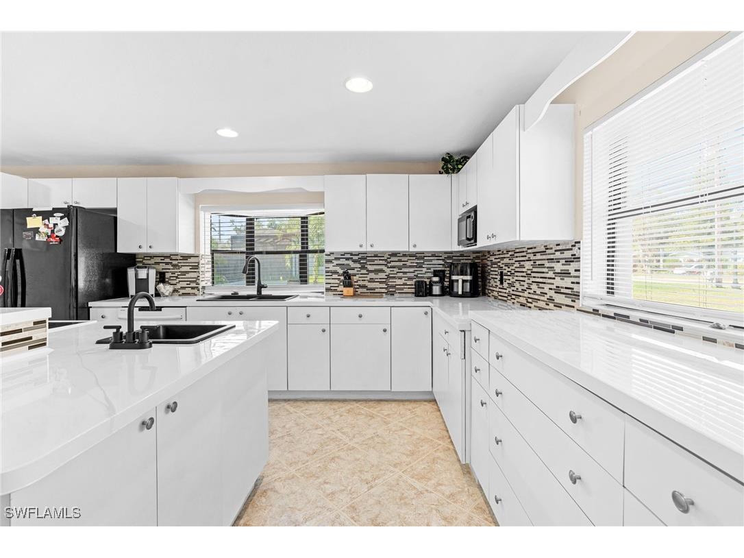 3042 Mango Street Fort Myers FL 33916 225078253 image11