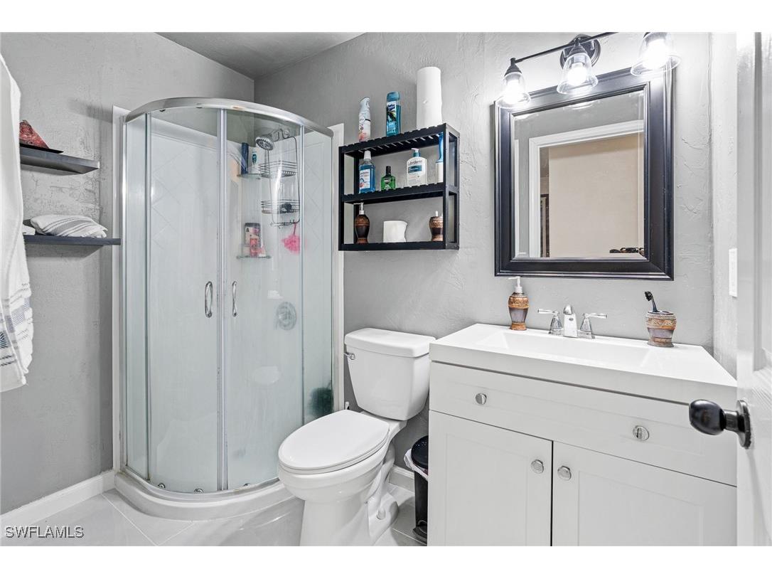 3042 Mango Street Fort Myers FL 33916 225078253 image22