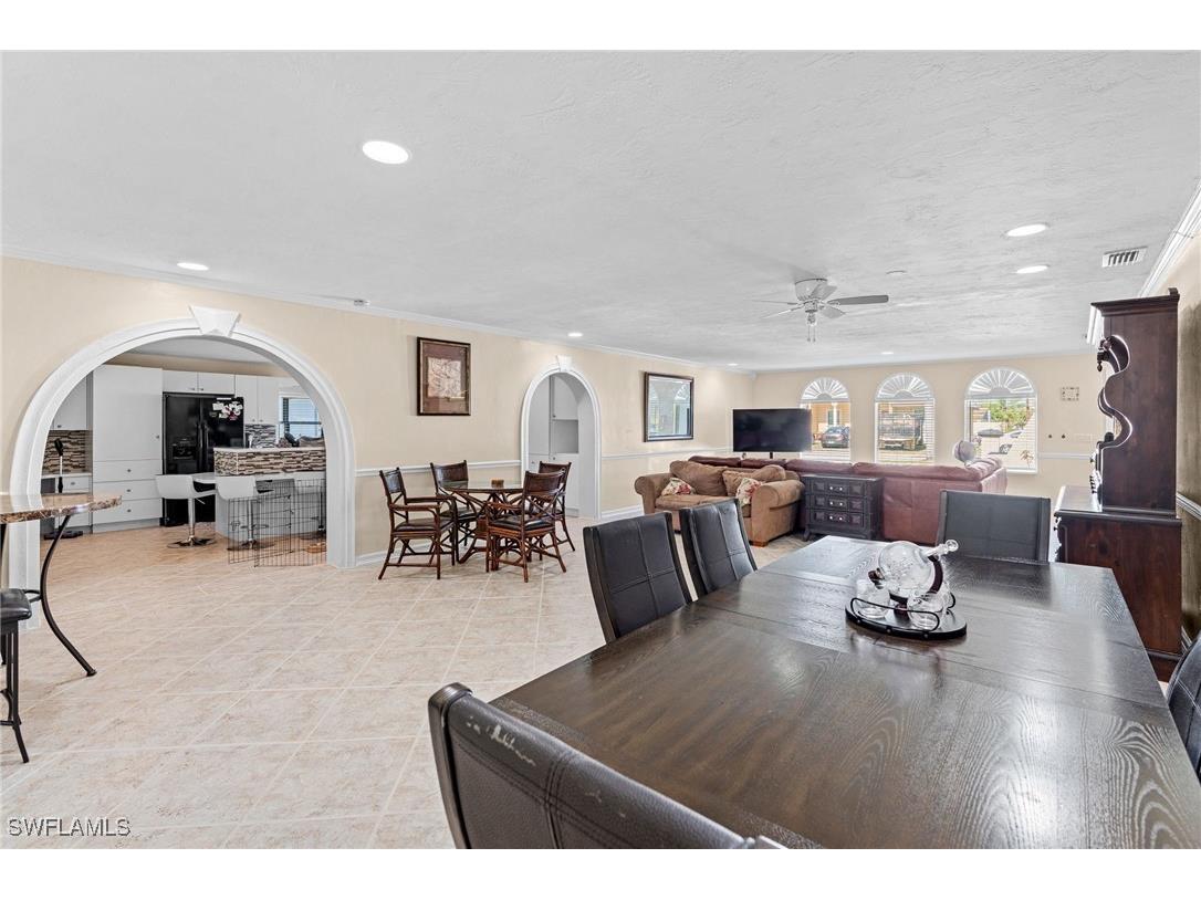 3042 Mango Street Fort Myers FL 33916 225078253 image9