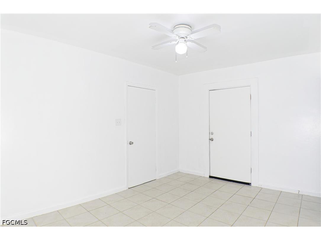 3042 Douglas Avenue Fort Myers FL 33916 2026025096 image2