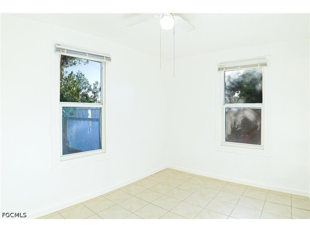 3042 Douglas Avenue Fort Myers FL 33916 2026025096 image4