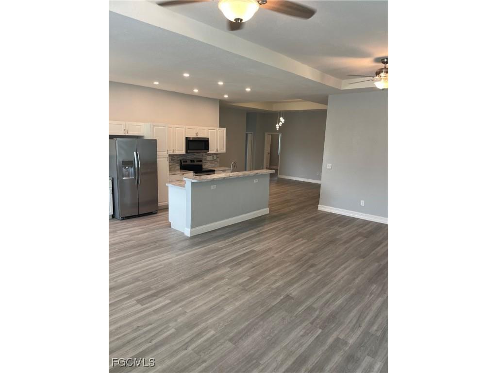 3043 Dunbar Avenue Fort Myers FL 33916 2025015353 image8