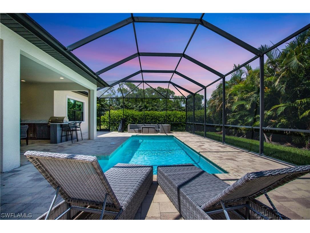 3045 Mandalay Court Naples FL 34105 223060155 image1