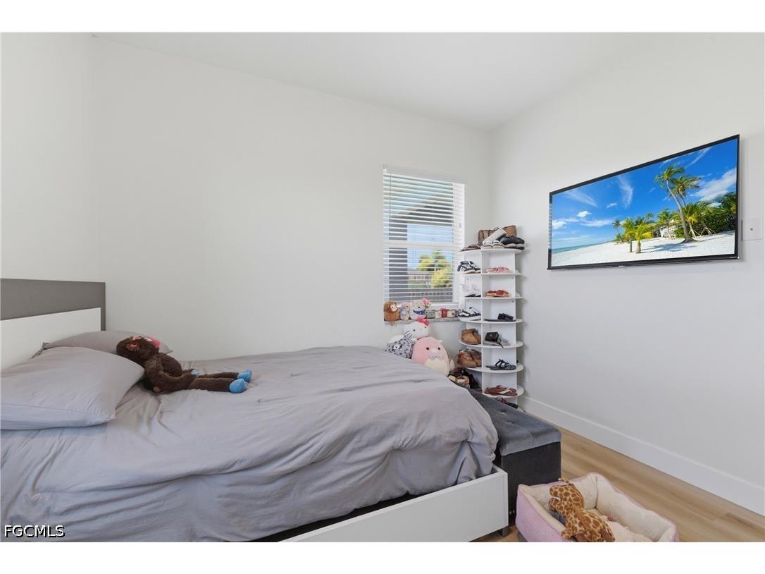 3046 NW 2nd Place Cape Coral FL 33993 2026019982 image25
