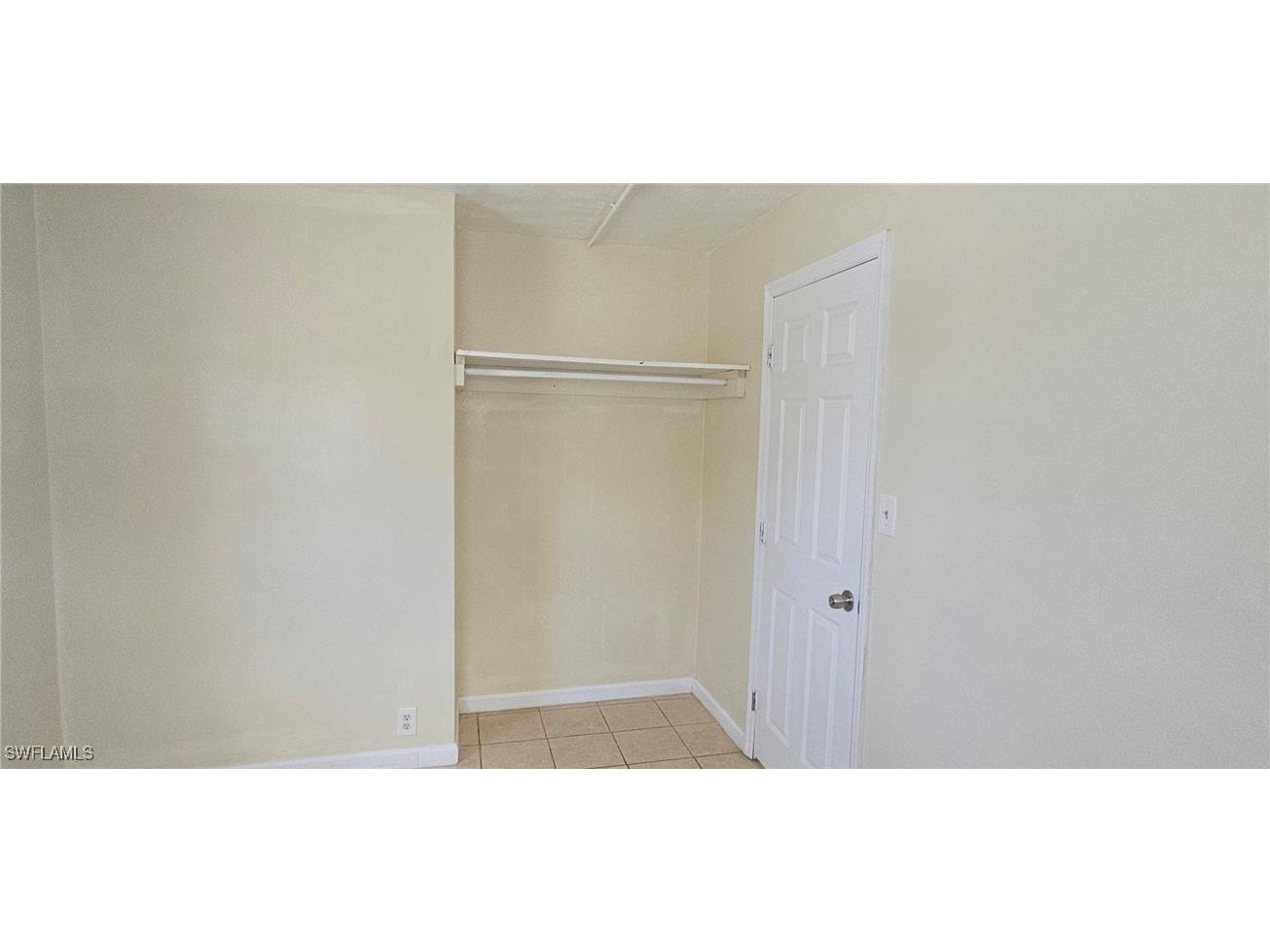 3049 2nd Street #1 Fort Myers FL 33916 225056299 image2