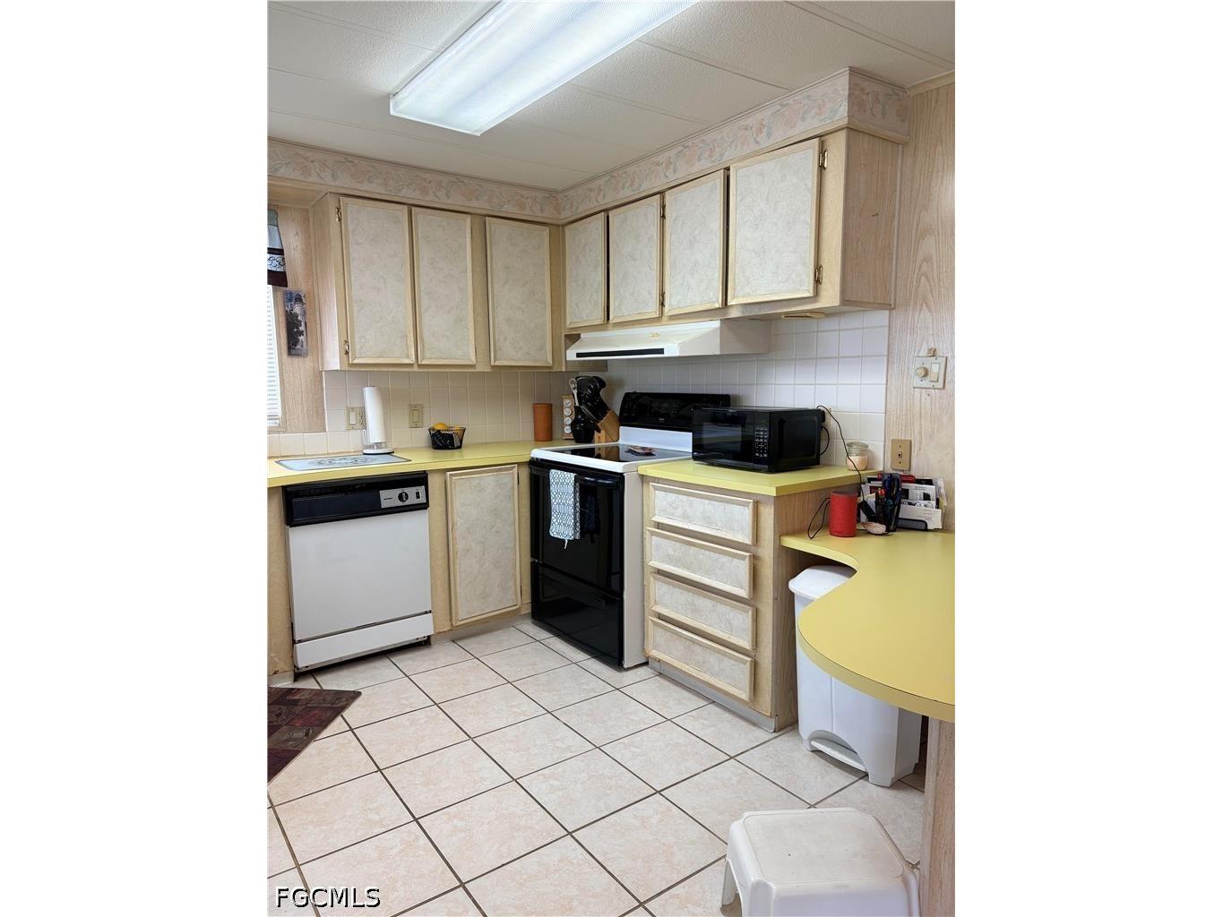 3049 Longview Lane North Fort Myers FL 33917 2026014292 image7