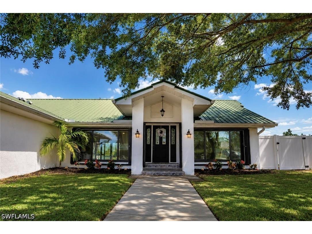 3049 SW 11th Place Cape Coral FL 33914 226015396 image1