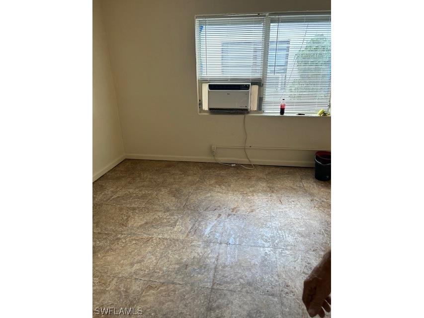 3049 Second Street Fort Myers FL 33916 223074553 image1