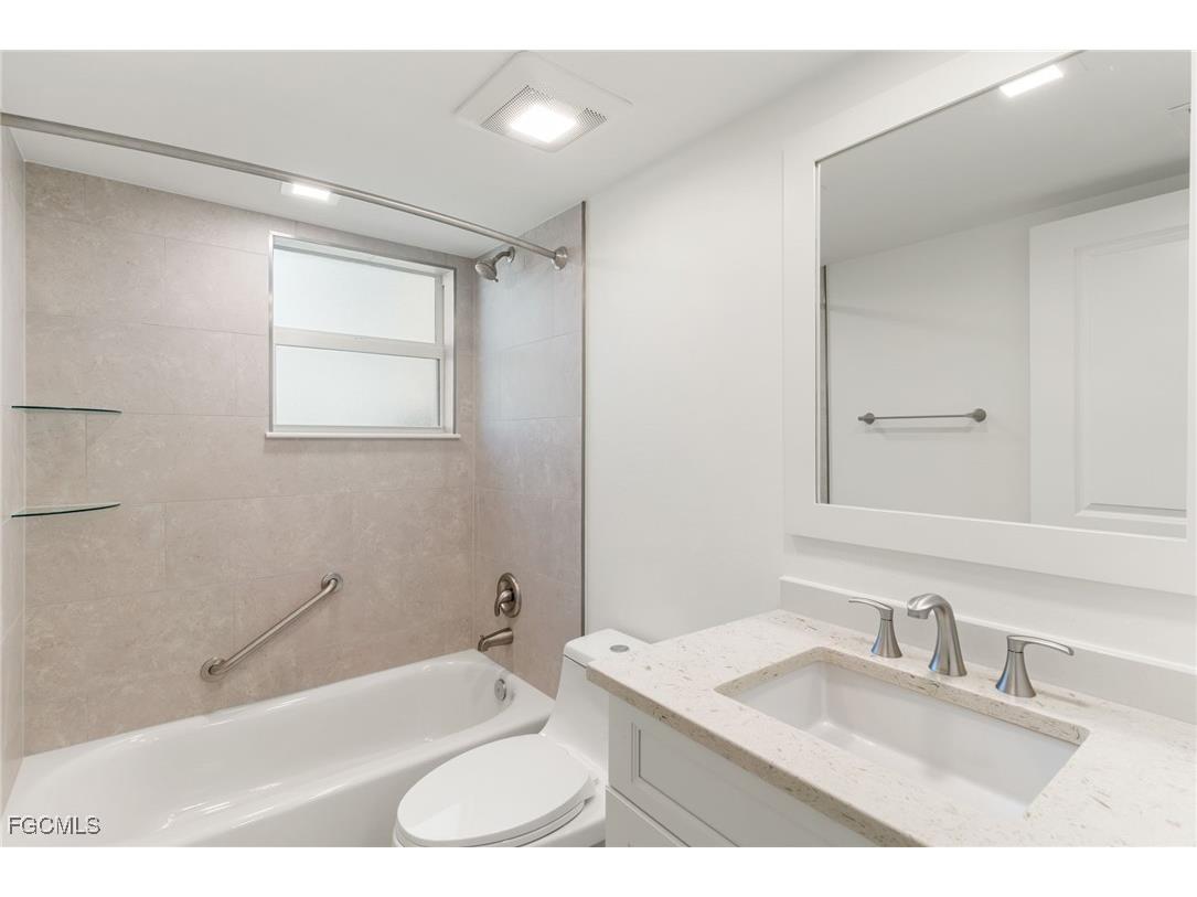 3049 W Gulf Drive #101 Sanibel FL 33957 2026002021 image14