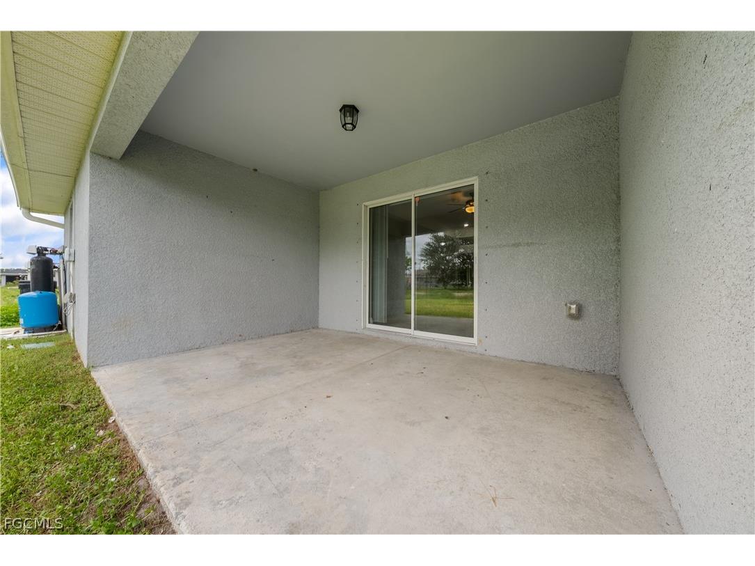 305-307 Hightower Avenue S Lehigh Acres FL 33973 2026008500 image17