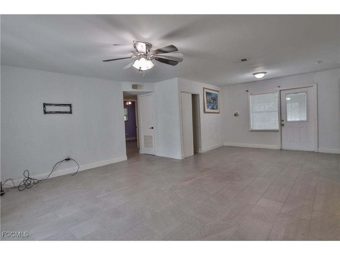 305 Bougainvillea Road W Lehigh Acres FL 33936 2025013735 image4