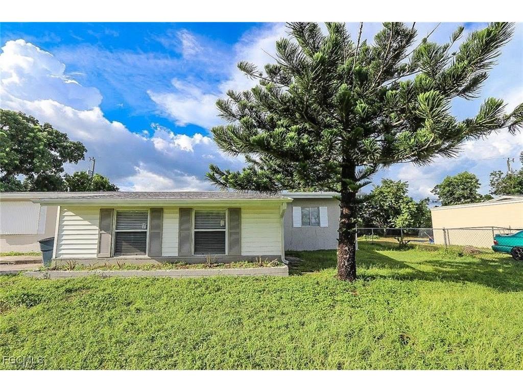 305 Bougainvillea Road W Lehigh Acres FL 33936 2026002203 image1